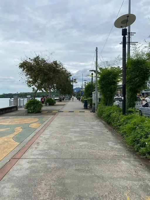 Maritime Suite Duplex Penang- Pemandangan Laut George Town Malezja